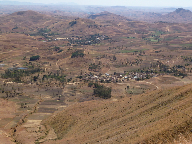 Villages Ambatomenaloha et Ankonabe