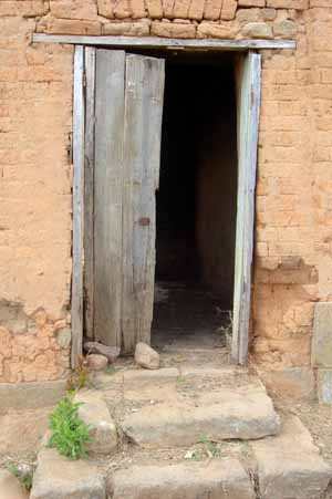 amboatany, porte architecture traditionnelle des hauts plateaux