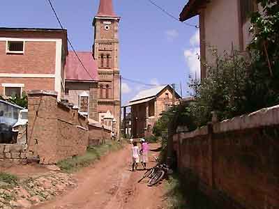 village d'Anosimanjaka et son êglise