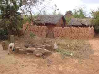 vie quotidienne dans le village de ikianja