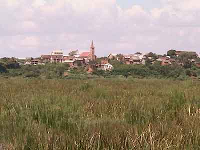 village d'Anosimanjaka et son êglise