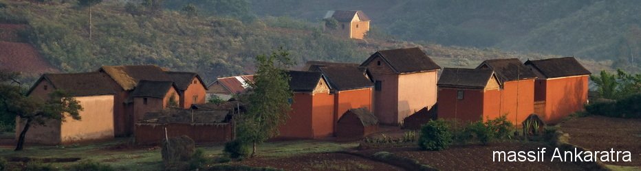 Massif Sambaina , Ambatomalaza