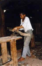 Ambositra du pays Betsileo est réputé pour l'artisanat du bois...