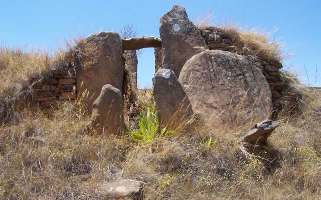 Vavahady porte d' accès côté Est 