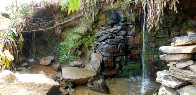 la source qui a servi au baignade des rois Radama et Andrianampoinimerina.