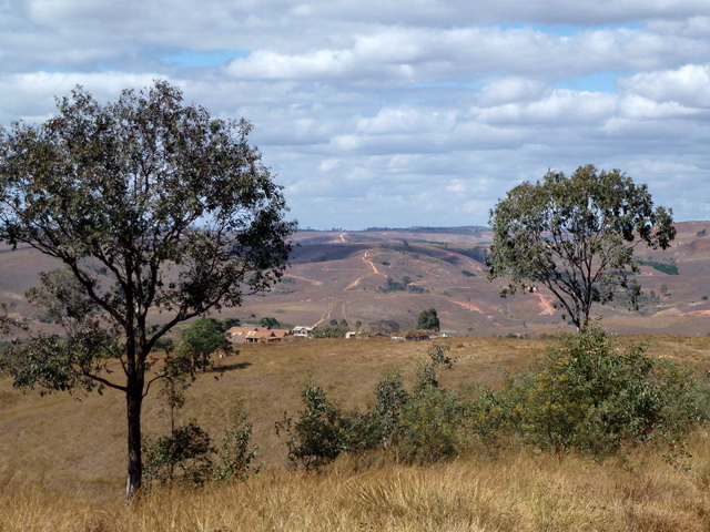 village Ampolomanarivo