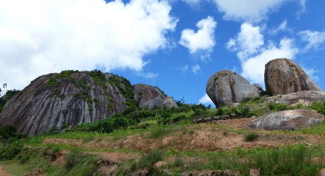 montée sur Ambatomanoina