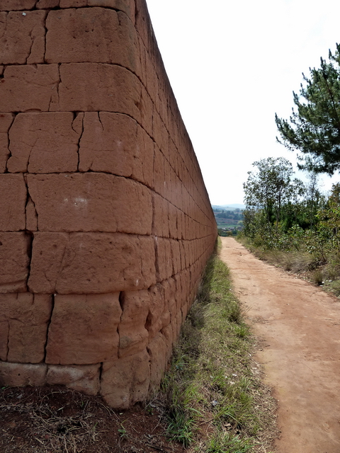 Mur de terre " Tamboho "