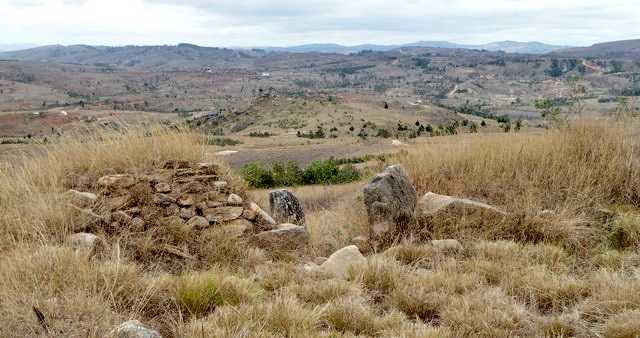 Rova d' AMBOHITRIMO Vavahady porte Est