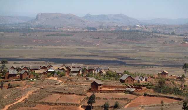 massifs MARINA et ANTONGONA