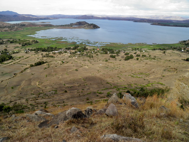 lac Ampefy îlot de la vierge