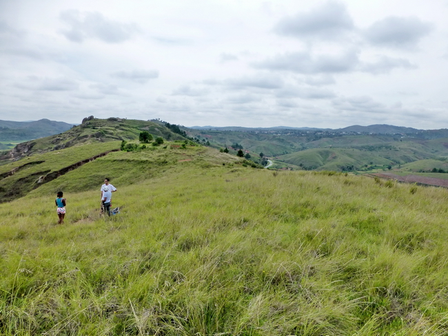 Début du parcours, A l' Ouest Miarinarivo à l'horizon