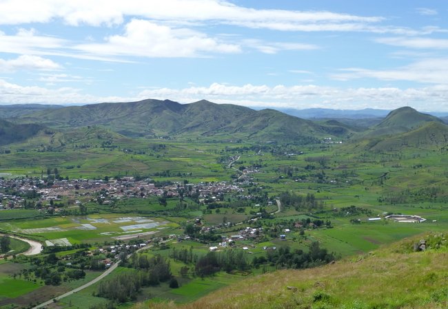 Au Sud Analavory route d' Ampéfy