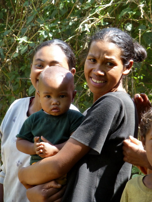 une mère et son enfant