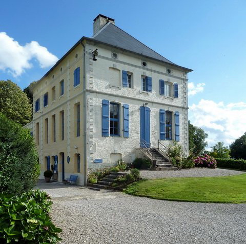 Le logis du petit tambour construite en 1789 par Antoine de Saint-Just.