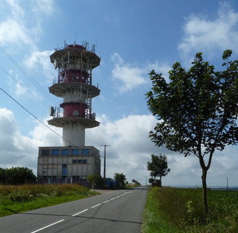 Relais Télévision route du Mont de Fienne 129 m