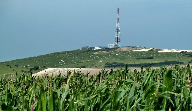 Le Mont d' Hubert Escalles en arrière du cap Blanc-Nez 