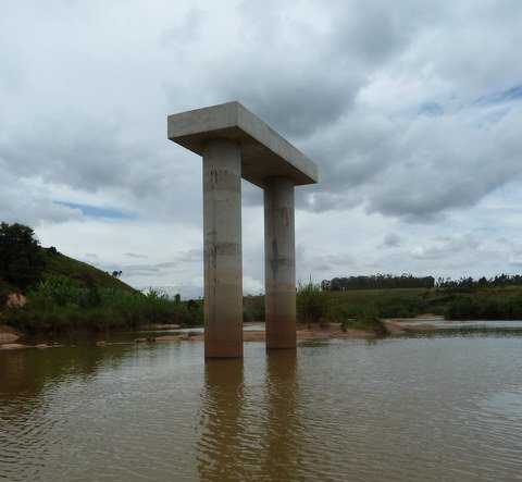 monument dédié à la corruption