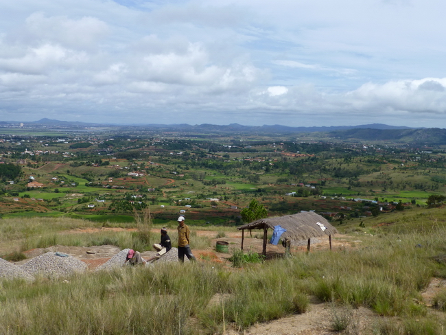 la plaine entre Ivato et Ambohimanga