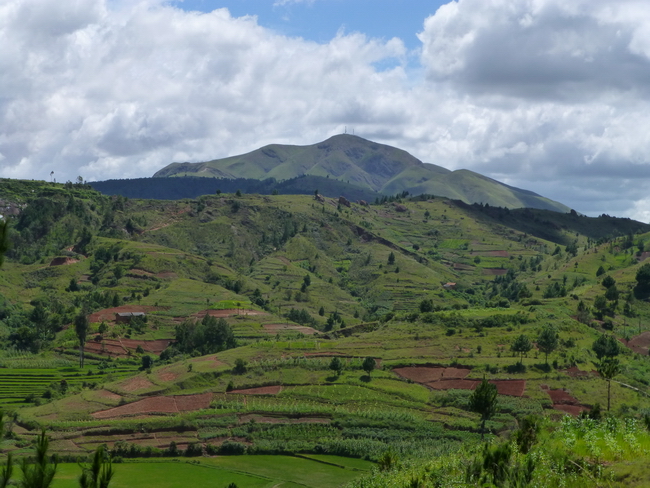 Massif et sommet du Ambohimiangara