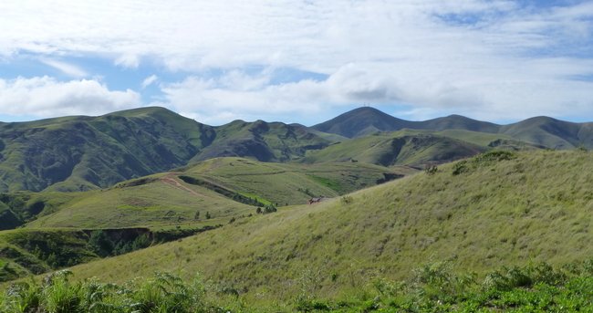 Massif dentelé du MAHAKIRINGY